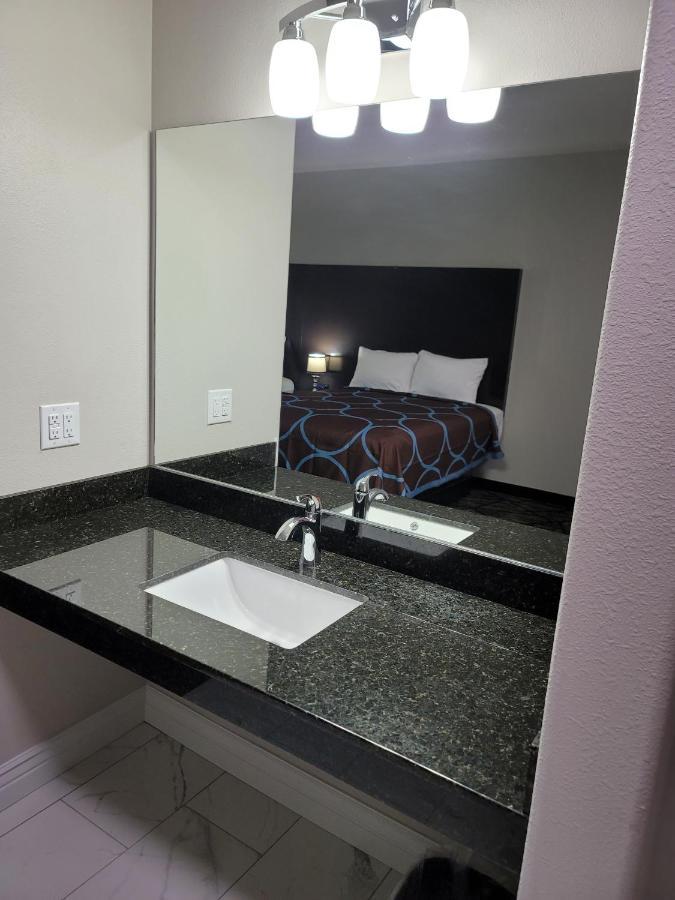 Best Inn Motel Salina Εξωτερικό φωτογραφία